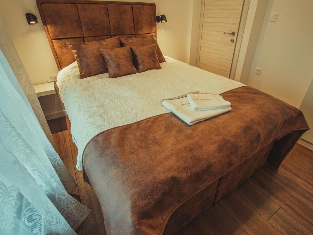 Apartmani Infinity Osijek Extérieur photo