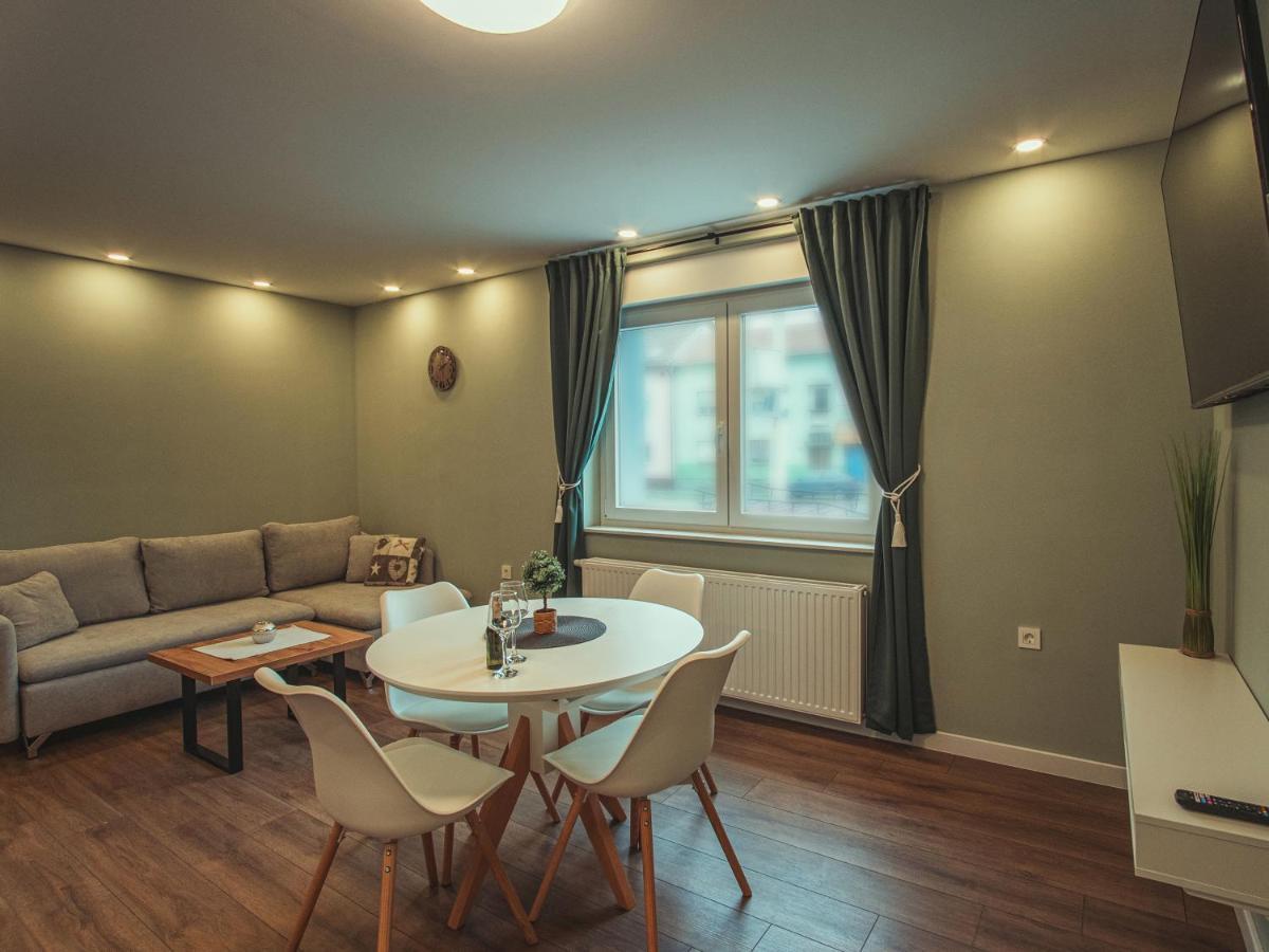 Apartmani Infinity Osijek Extérieur photo