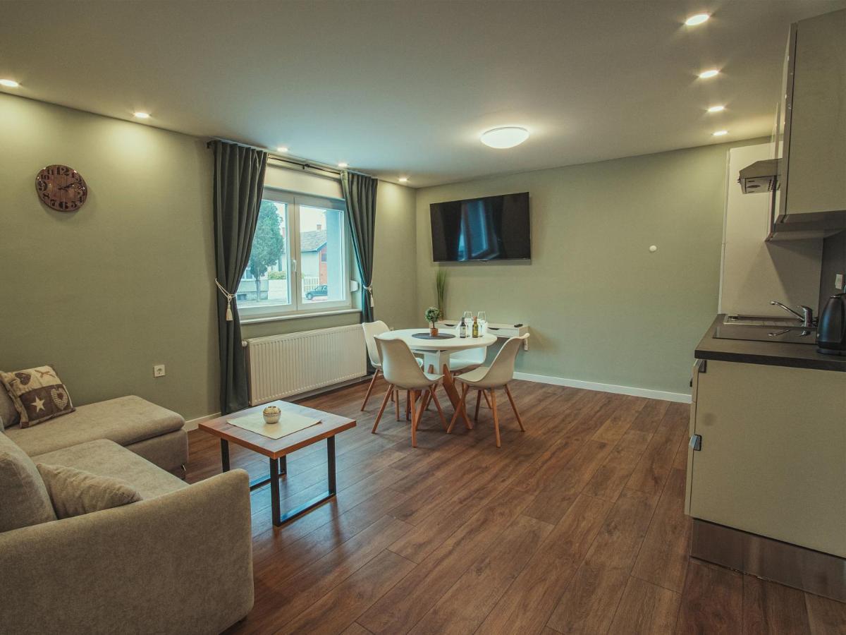 Apartmani Infinity Osijek Extérieur photo
