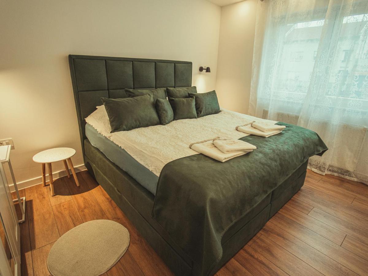 Apartmani Infinity Osijek Extérieur photo
