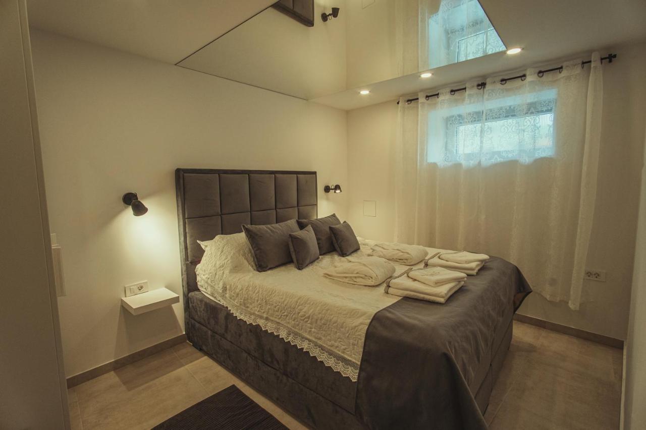 Apartmani Infinity Osijek Extérieur photo