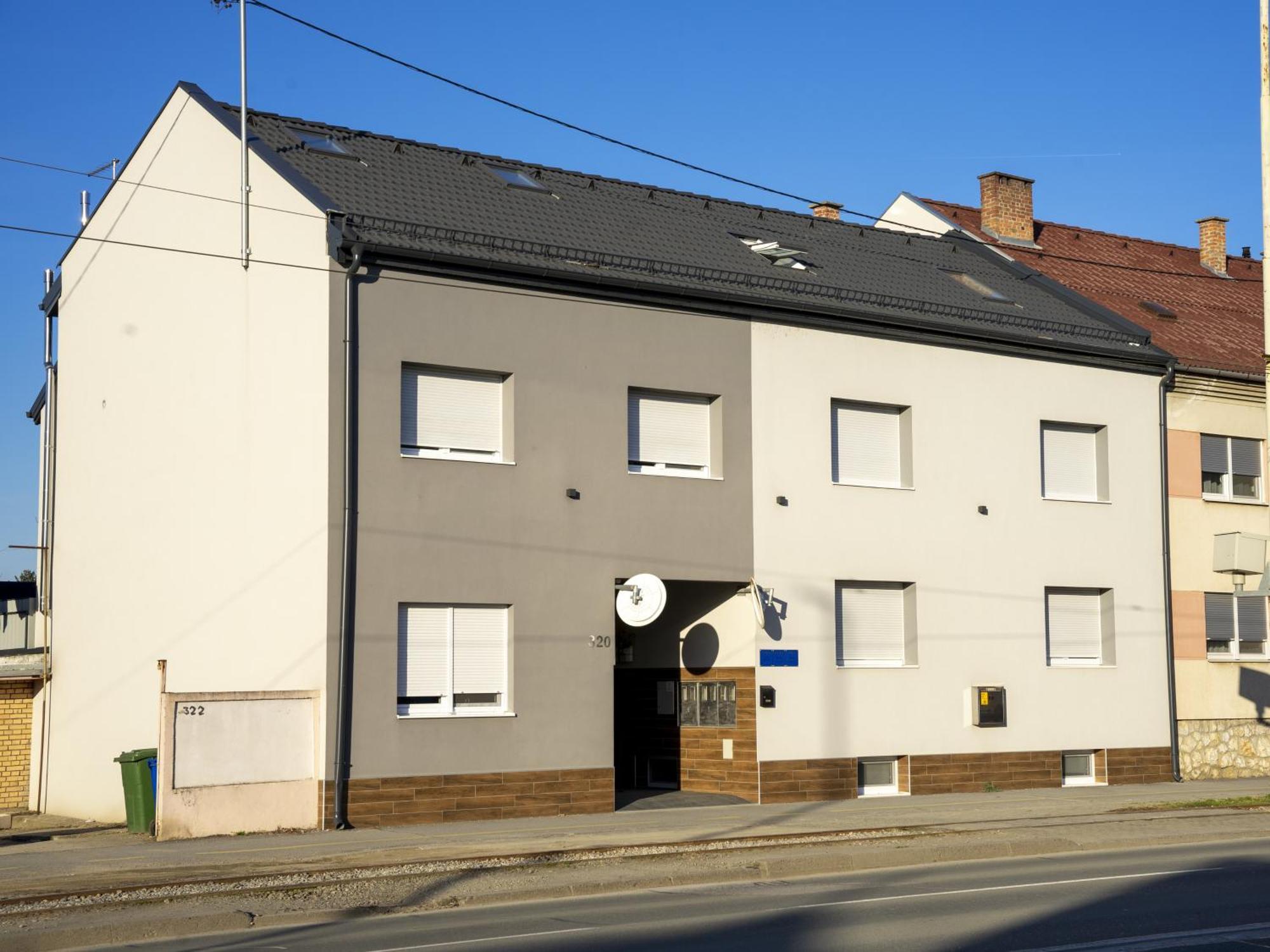 Apartmani Infinity Osijek Extérieur photo